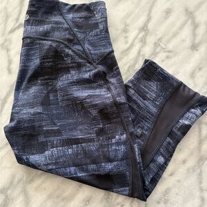 Lululemon Blue & Navy Patterned Leggings